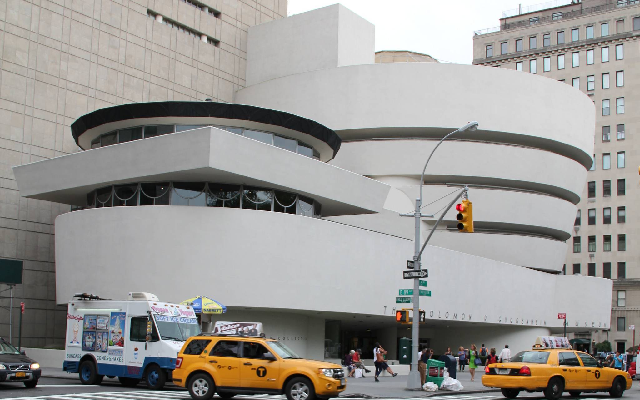 ve-may-bay-tu-sai-gon-di-new-york-2-830.jpg
