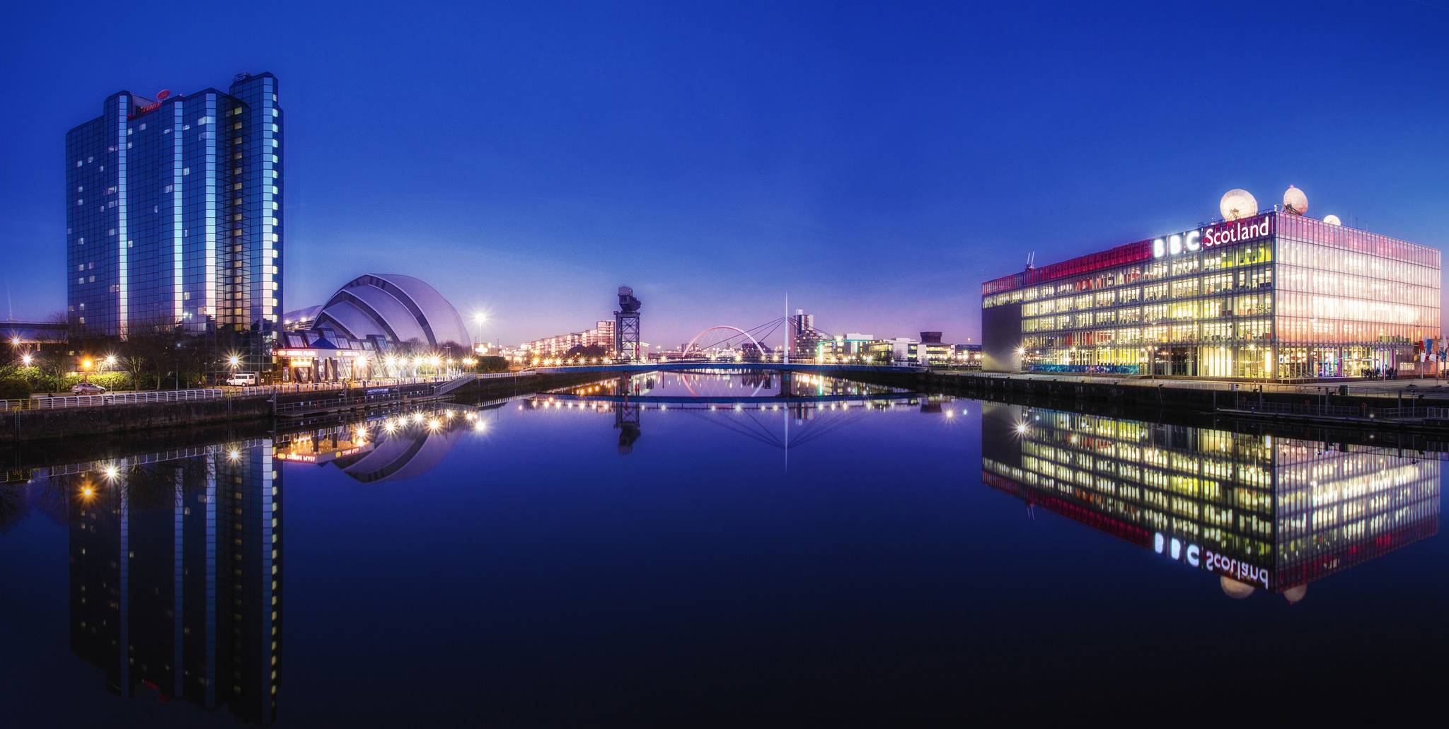 Vé máy bay EVA Air giá rẻ đi Glasgow – Anh
