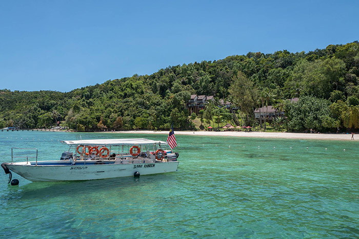 ve-may-bay-di-kota-kinabalu-gia-re-2-641.jpg