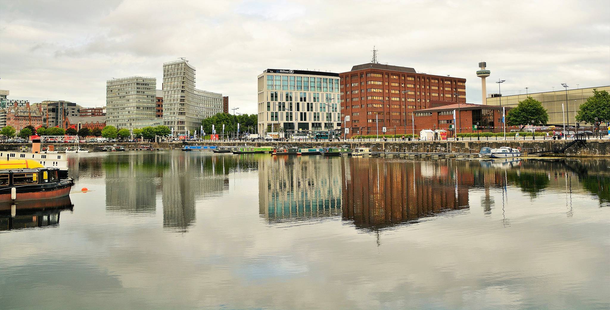 Vé máy bay EVA Air giá rẻ đi Liverpool – Anh