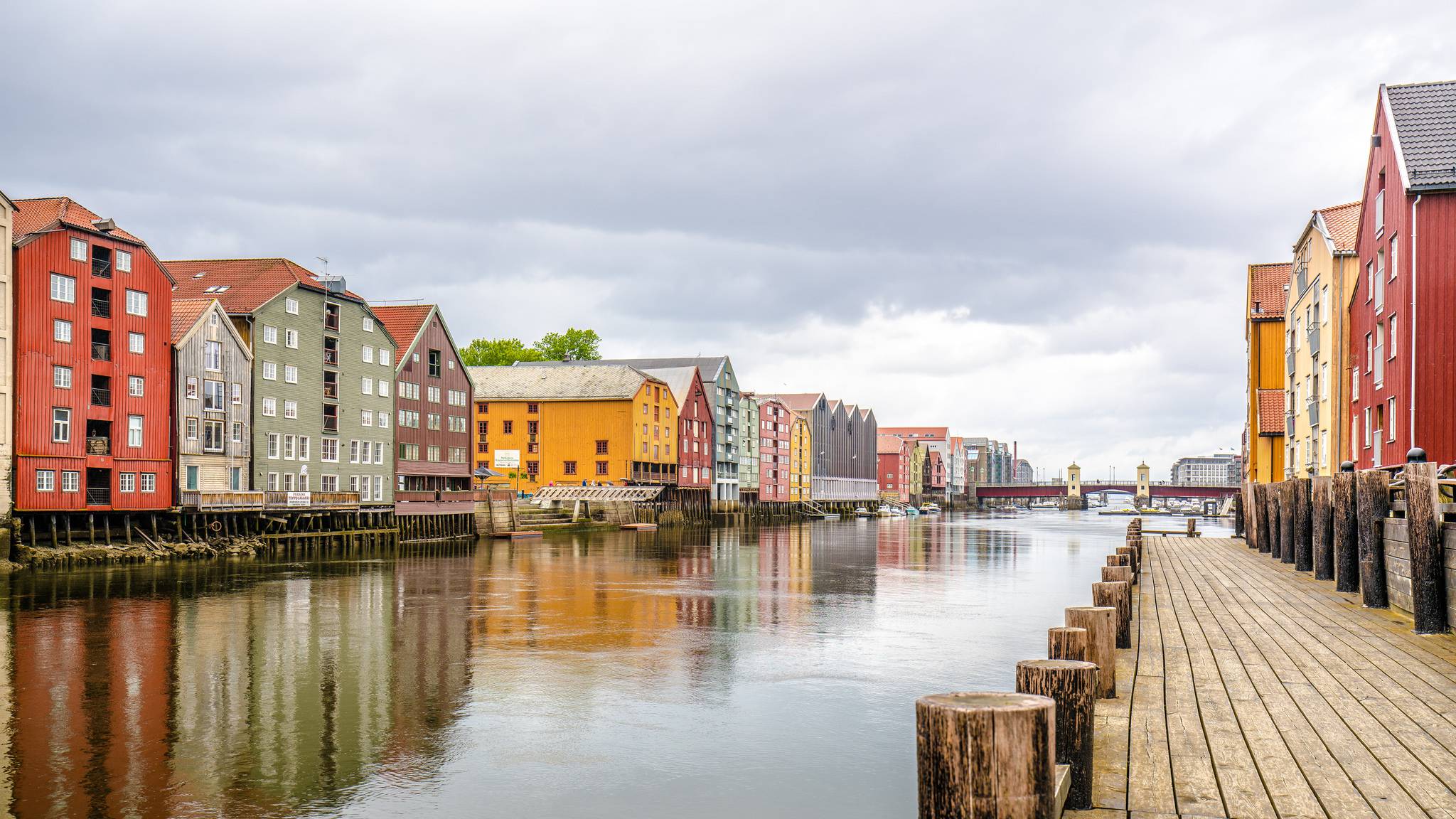 ve-may-bay-di-trondheim-gia-re-1-881.jpg