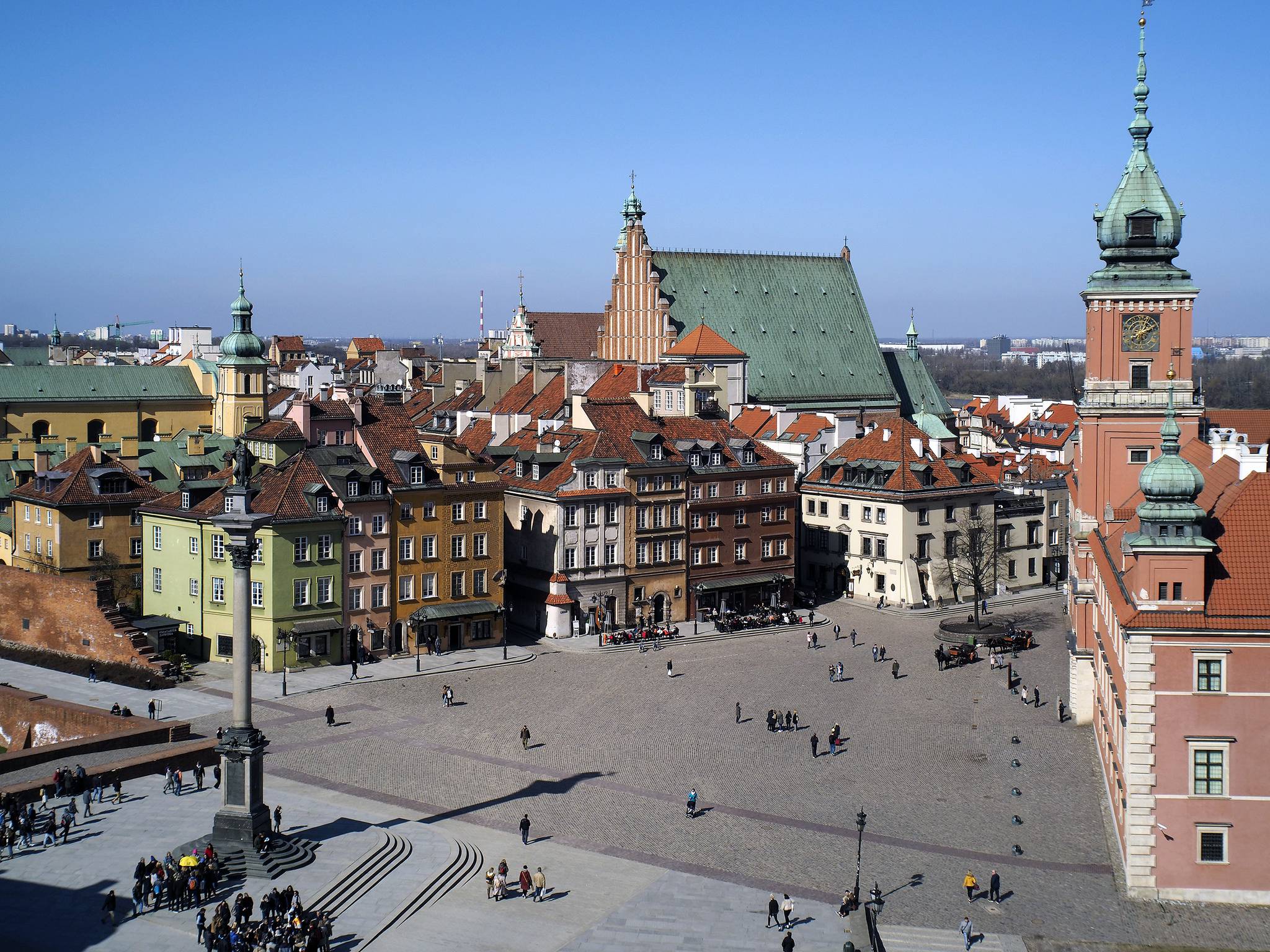 ve-may-bay-di-warszawa-gia-re-1-893.jpg
