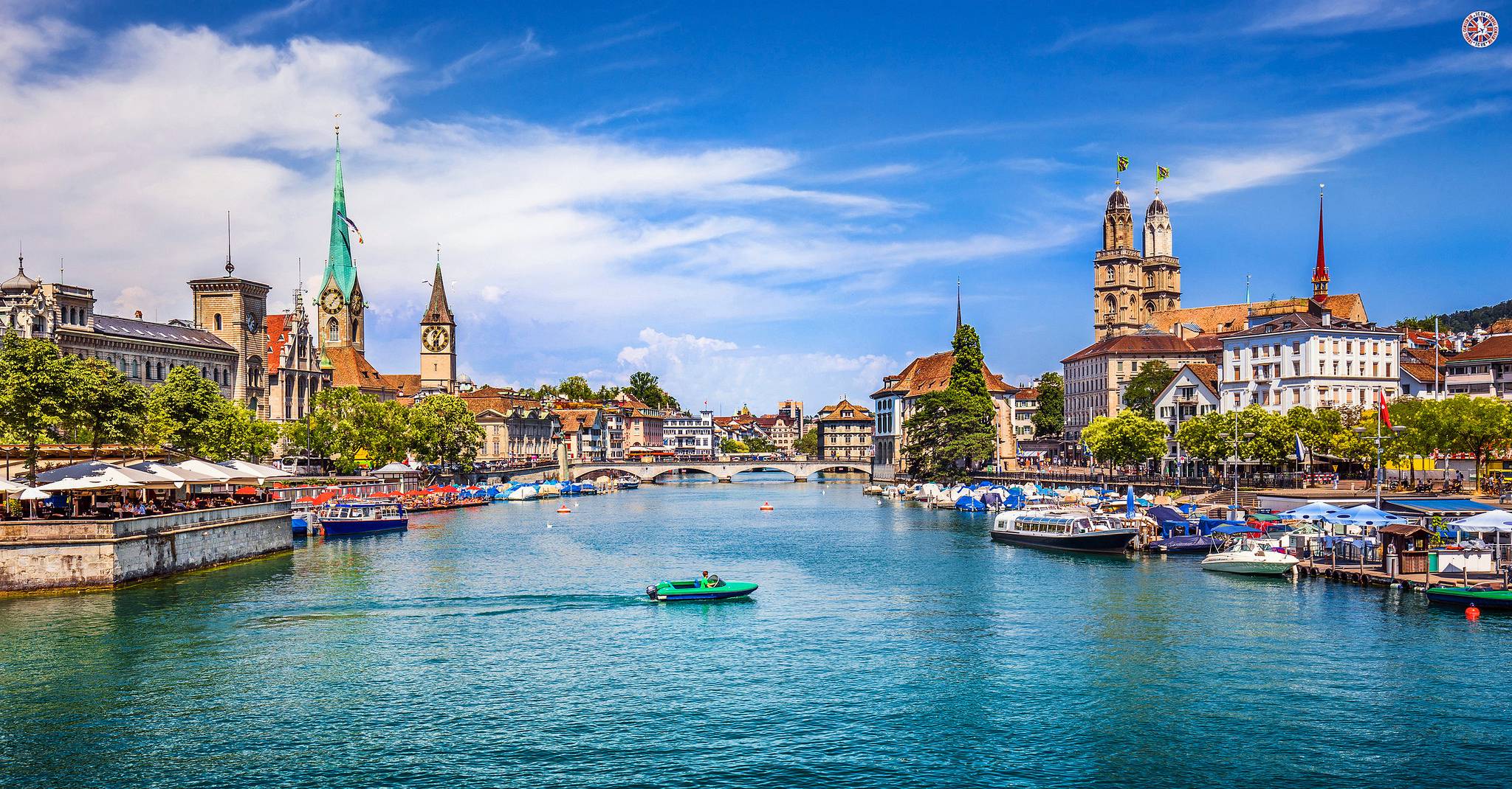 ve-may-bay-di-zurich-gia-re-1-404.jpg